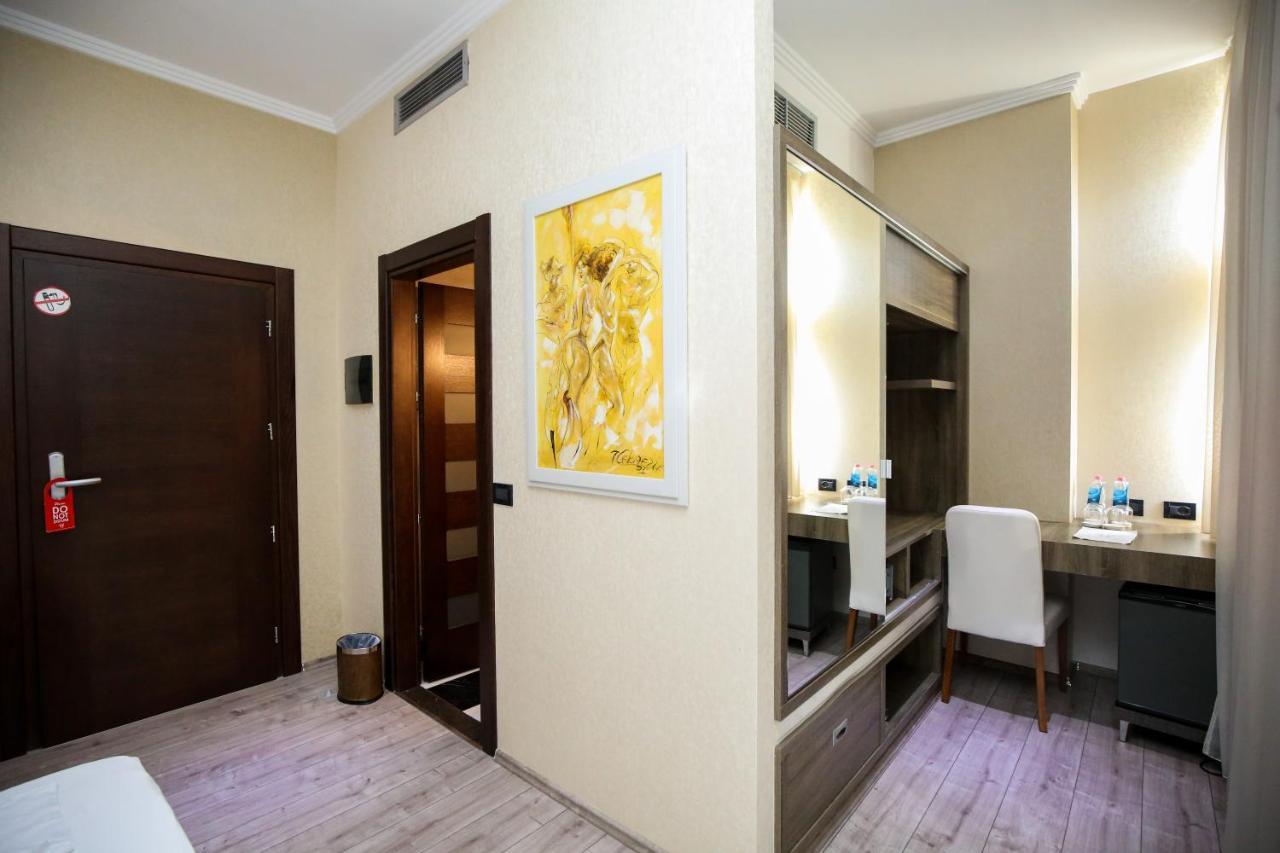 Hotel Partner & Spa Vlore Luaran gambar